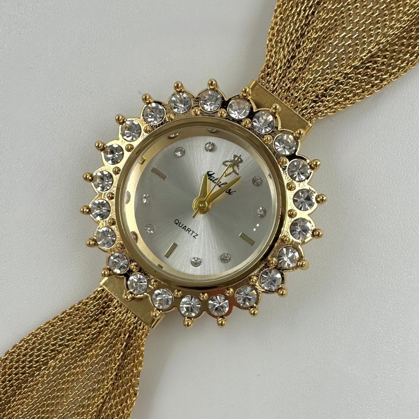 Bold vintage estyled watch - Golden with zircon dial