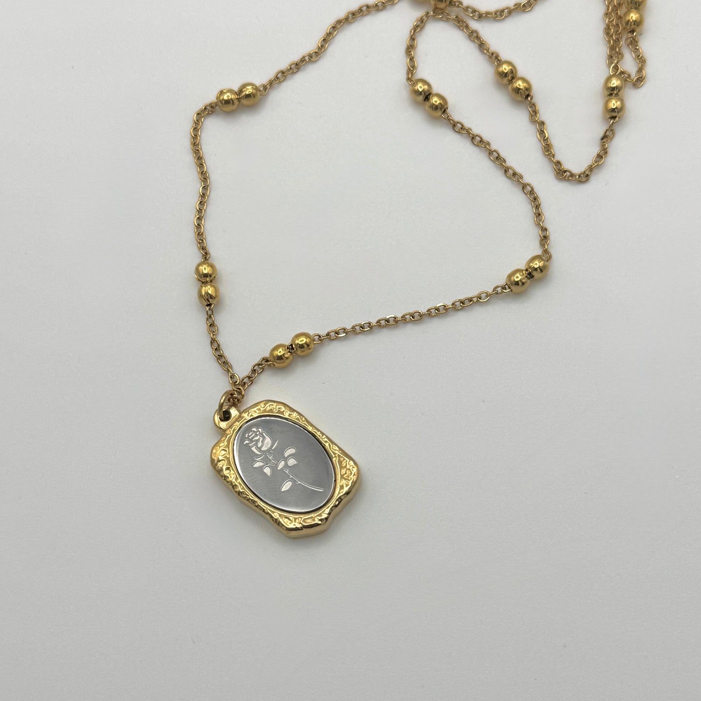 Rose Mirror Necklace